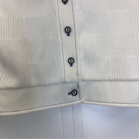 Vintage 60s/70s Pointed Collar Textured Long Sleeve Button Up Cropped Top - Picture 3 of 11